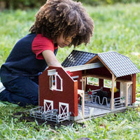Large Red Barn With Animals & Accessories