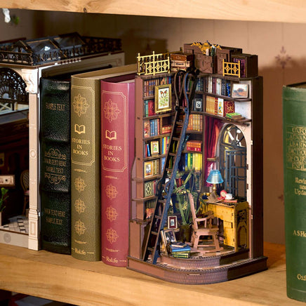 Silent Corner Study - DIY Miniature House Kit